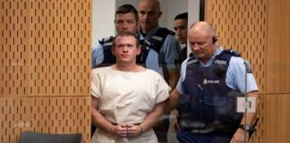 Le tueur des mosquées de Christchurch plaide finalement coupable