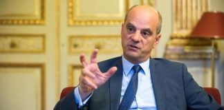 Blanquer déclare possible la reprise des cours le 4 mai