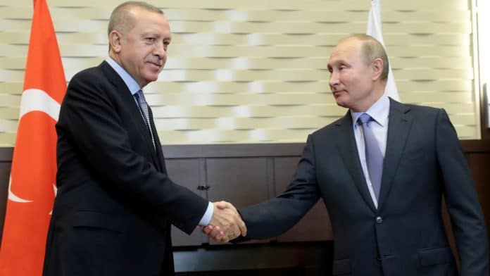 Vladimir Poutine et Recep Erdogan trouvent un accord pour apaiser les tensions en Syrie