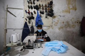 La bande de Gaza fabrique des masques par millions pour l'Europe