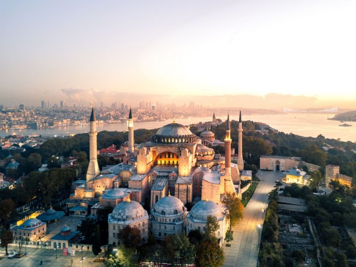 Turquie : La basilique Sainte-Sophie convertie en mosquée ouvrira dès le 24 juillet