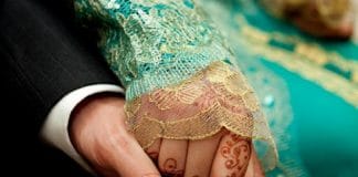 Maroc : Un couple organise un mariage clandestin et réussit à s'échapper à l'arrivée des policiers