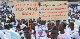 Sénégal - des milliers de personnes manifestent contre les caricatures et l’islamophobie en France - VIDEO