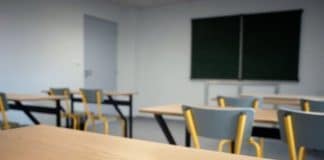 « Mon père va venir te décapiter ! » - un collégien menace son professeur suite à une remarque