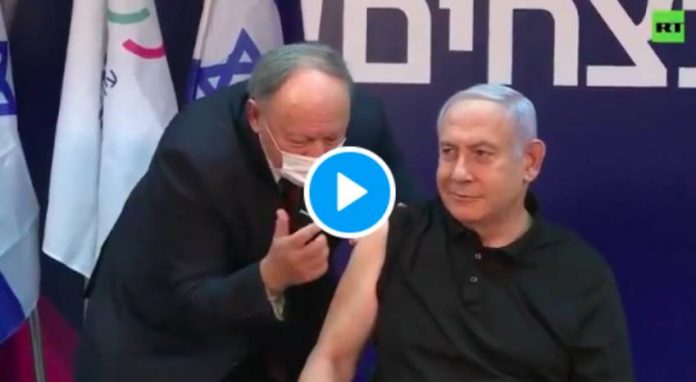 Coronavirus Benjamin Netanyahu, premier homme politique à se faire vacciner en direct - VIDEO