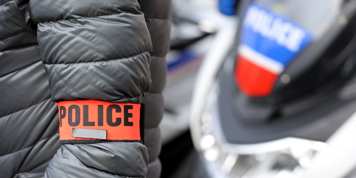 Paris -  six policiers de la BAC condamnés à de la prison ferme pour corruption