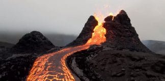 Islande - les images impressionnantes d’un volcan en éruption - VIDEO