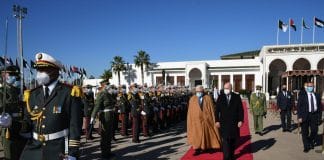 Le président palestinien Mahmoud Abbas achève sa visite en Algérie