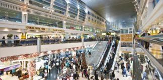 Des touristes israéliens accusés du vol d'un iPhone plaqué or à l'aéroport de Dubaï