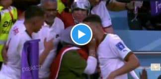 Coupe du Monde Achraf Hakimi célèbre la victoire du Maroc sur avec sa mère dans les tribunes - VIDEO