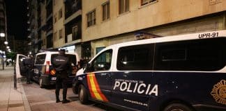 Barcelone - un homme raciste arrache avec ses dents le doigts d’un Marocain devant son fils